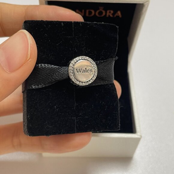 Pandora Wales Flag Exclusive Bead Charm - Picture 2 of 5
